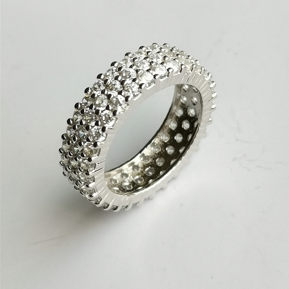Elegant Silver Women's Ring - Picture 6 of 7